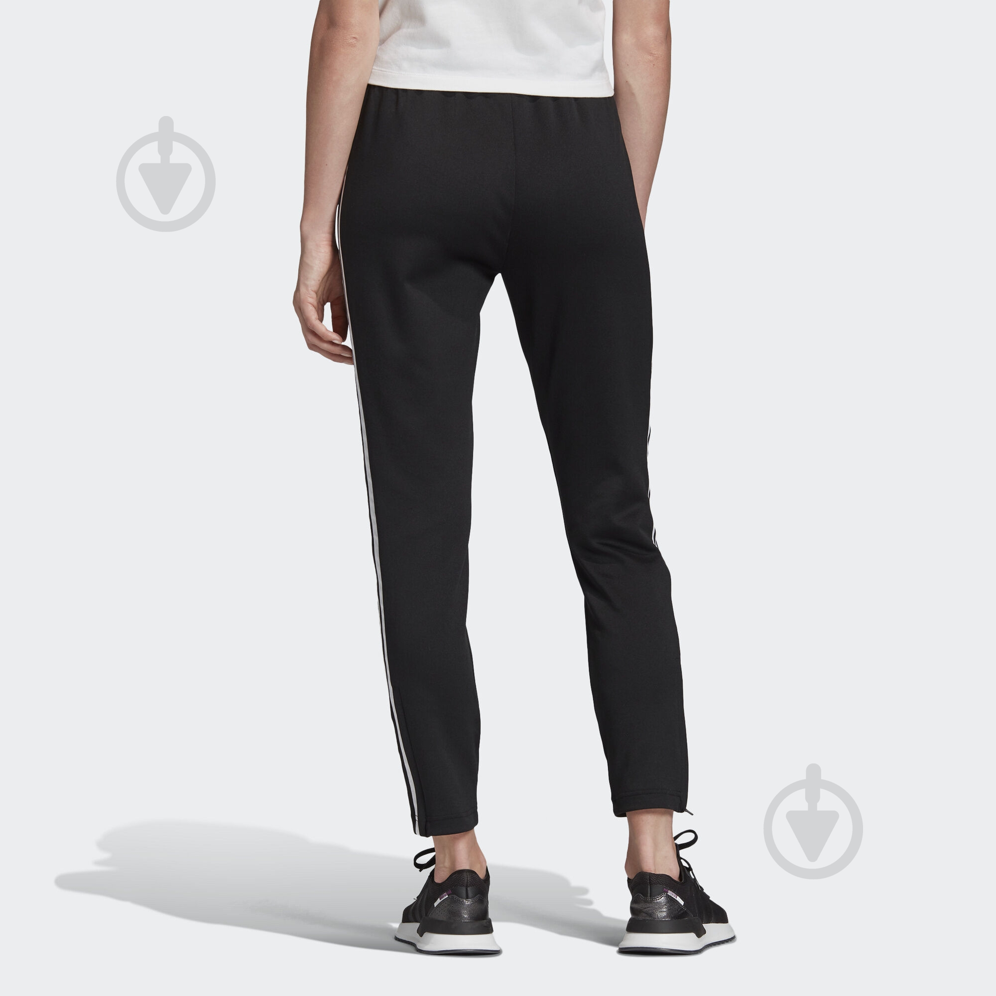 Брюки Adidas SS TP FM3323 р. 42 черный - фото 4