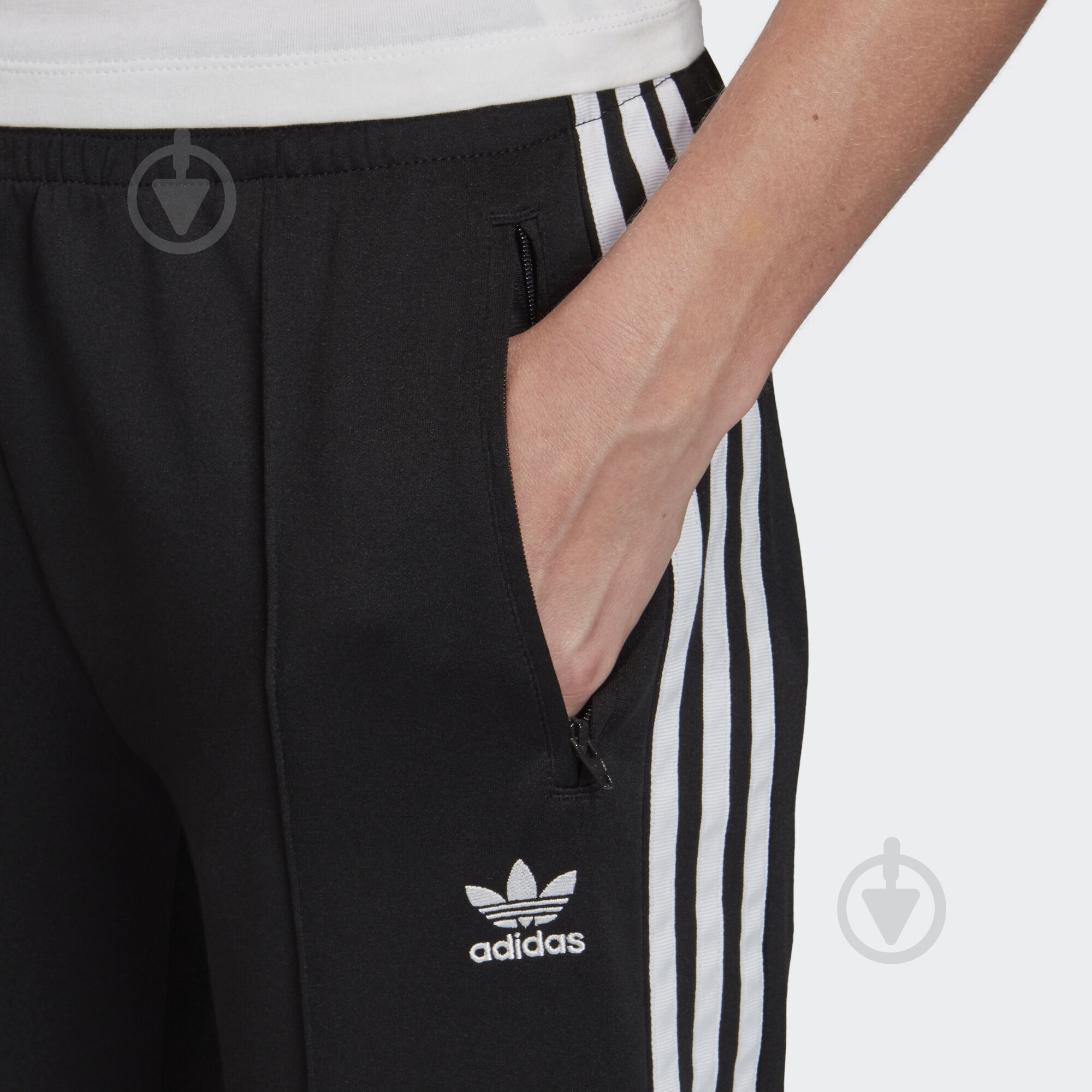 Брюки Adidas SS TP FM3323 р. 42 черный - фото 5