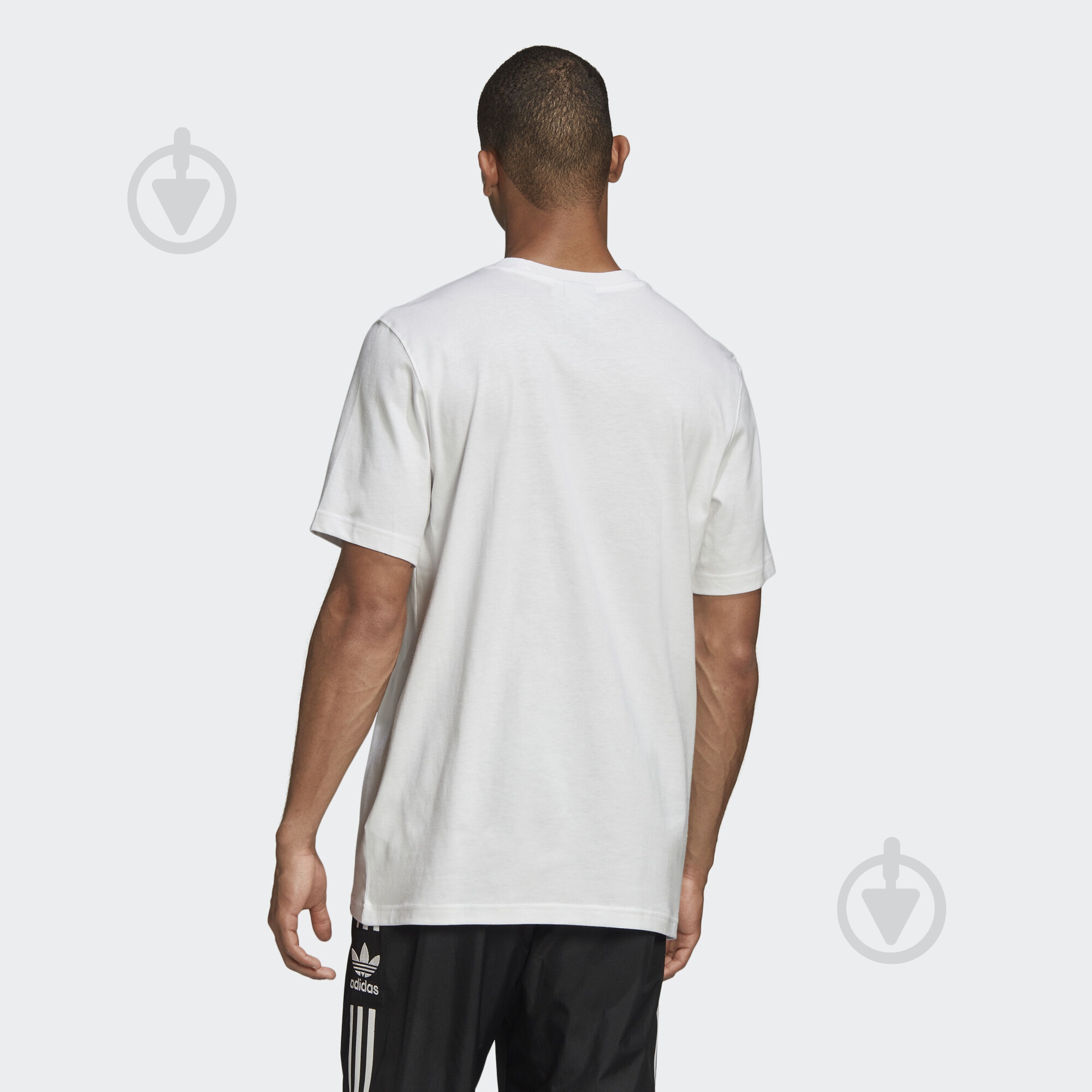Футболка Adidas SST EMB T FM3378 р.S белый - фото 5