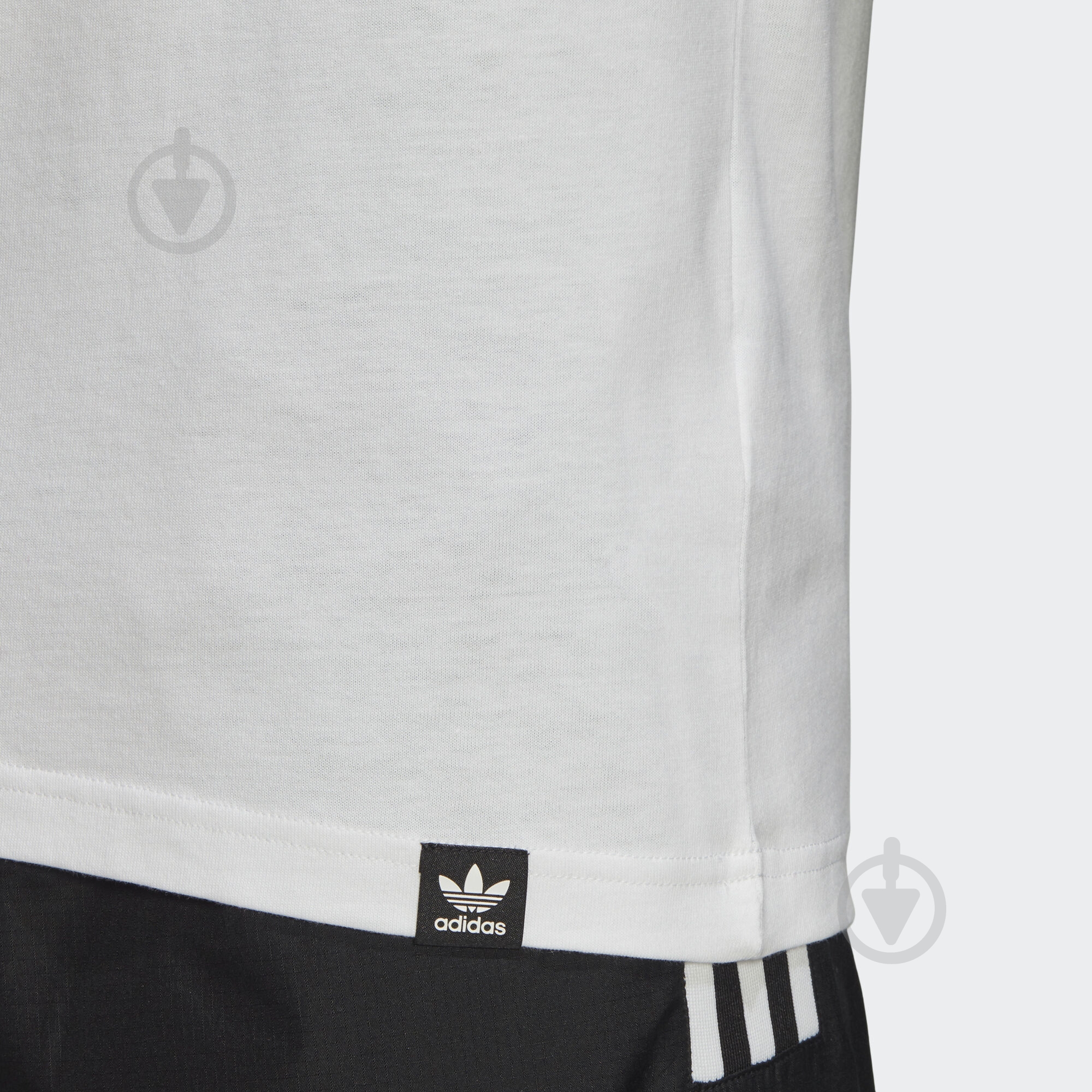 Футболка Adidas SST EMB T FM3378 р.S белый - фото 9