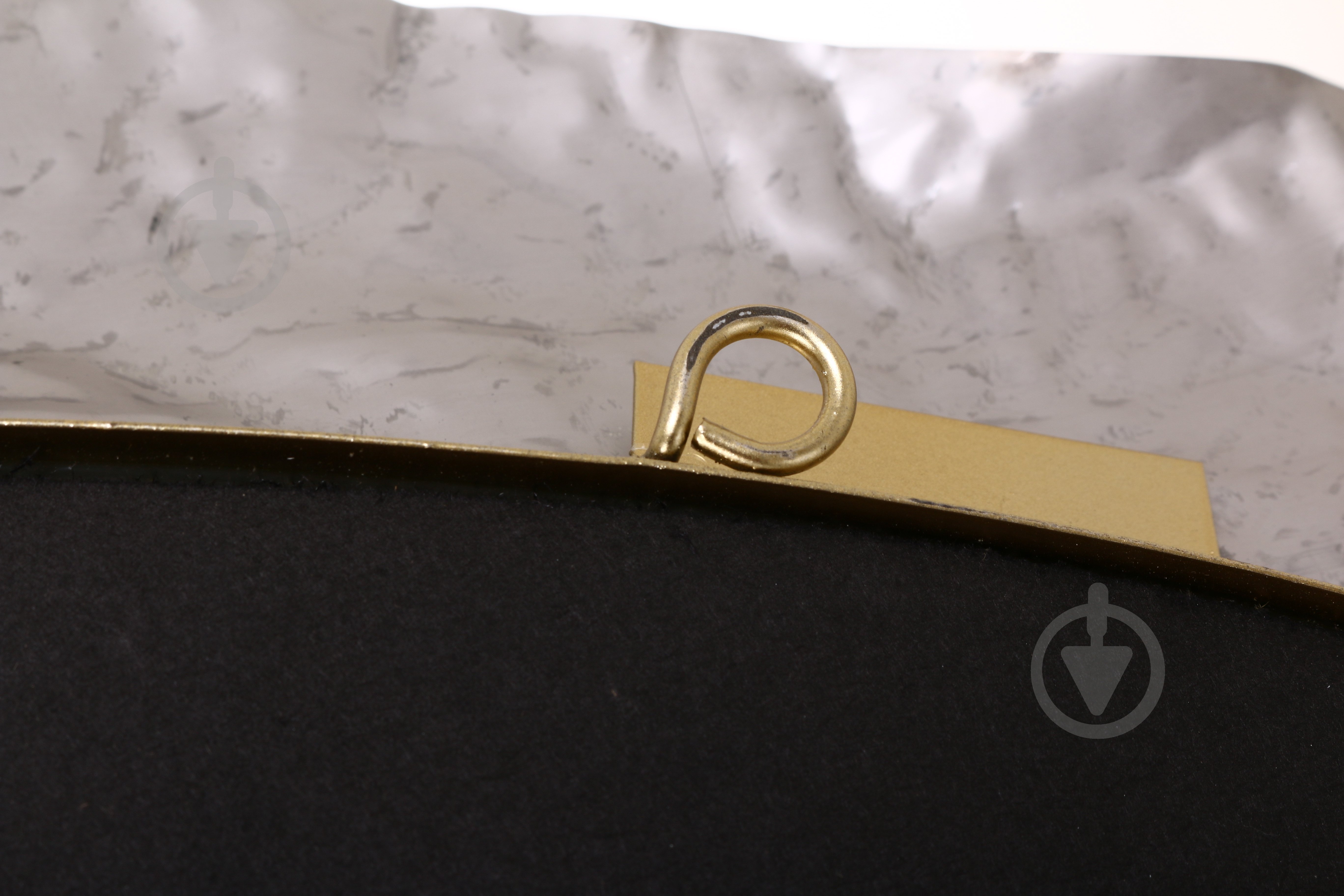 Дзеркало настінне Contours 584x953 мм золотий (24SMB0452) - фото 9 Дзеркало настінне Contours 584x953 мм золотий (24SMB0452) - фото 9