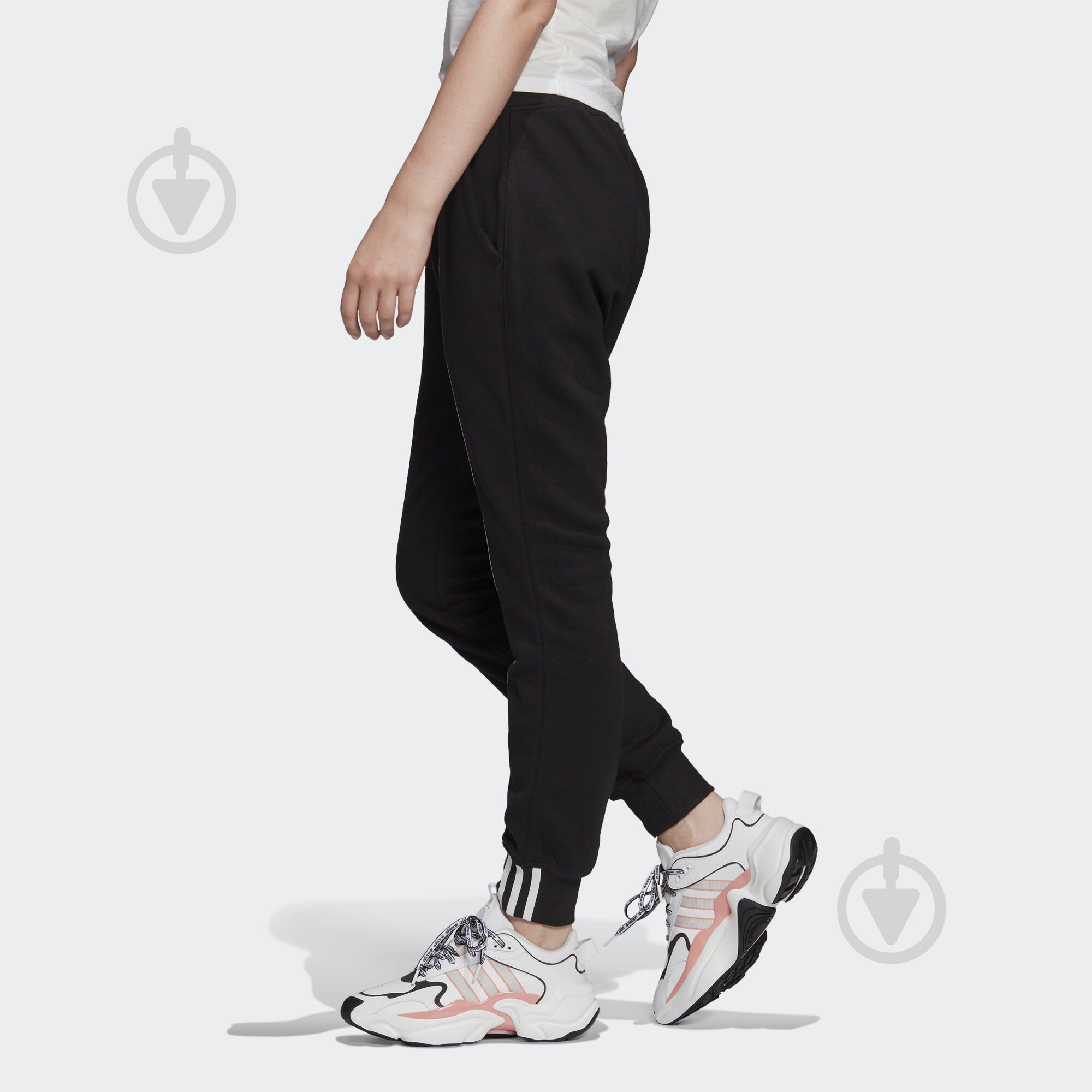 Брюки Adidas CUFF PANT FM4385 р. 34 черный - фото 4