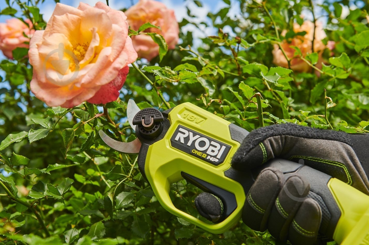 ᐉ Секатор аккумуляторный RYOBI ONE+ HP RY18SCXA-120T (5133005788