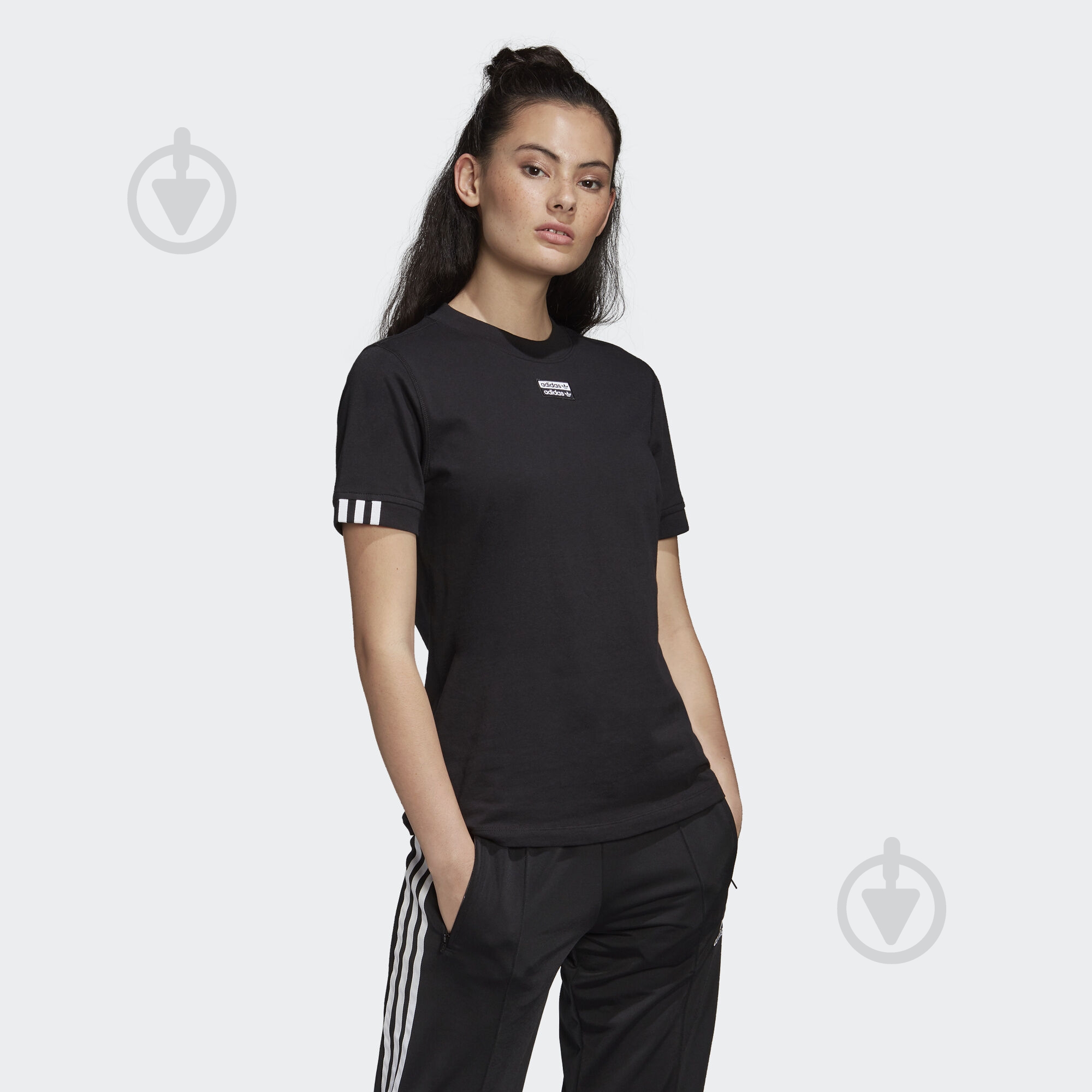 Футболка Adidas Tee FM4884 р.M черный - фото 4