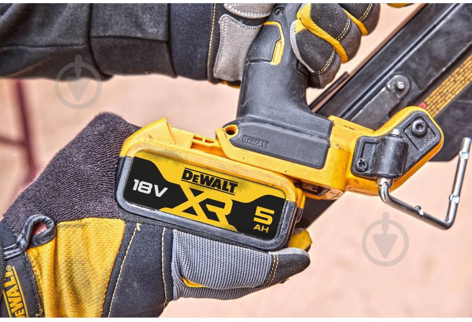 Степлер аккумуляторный DeWalt DCN930N - фото 7