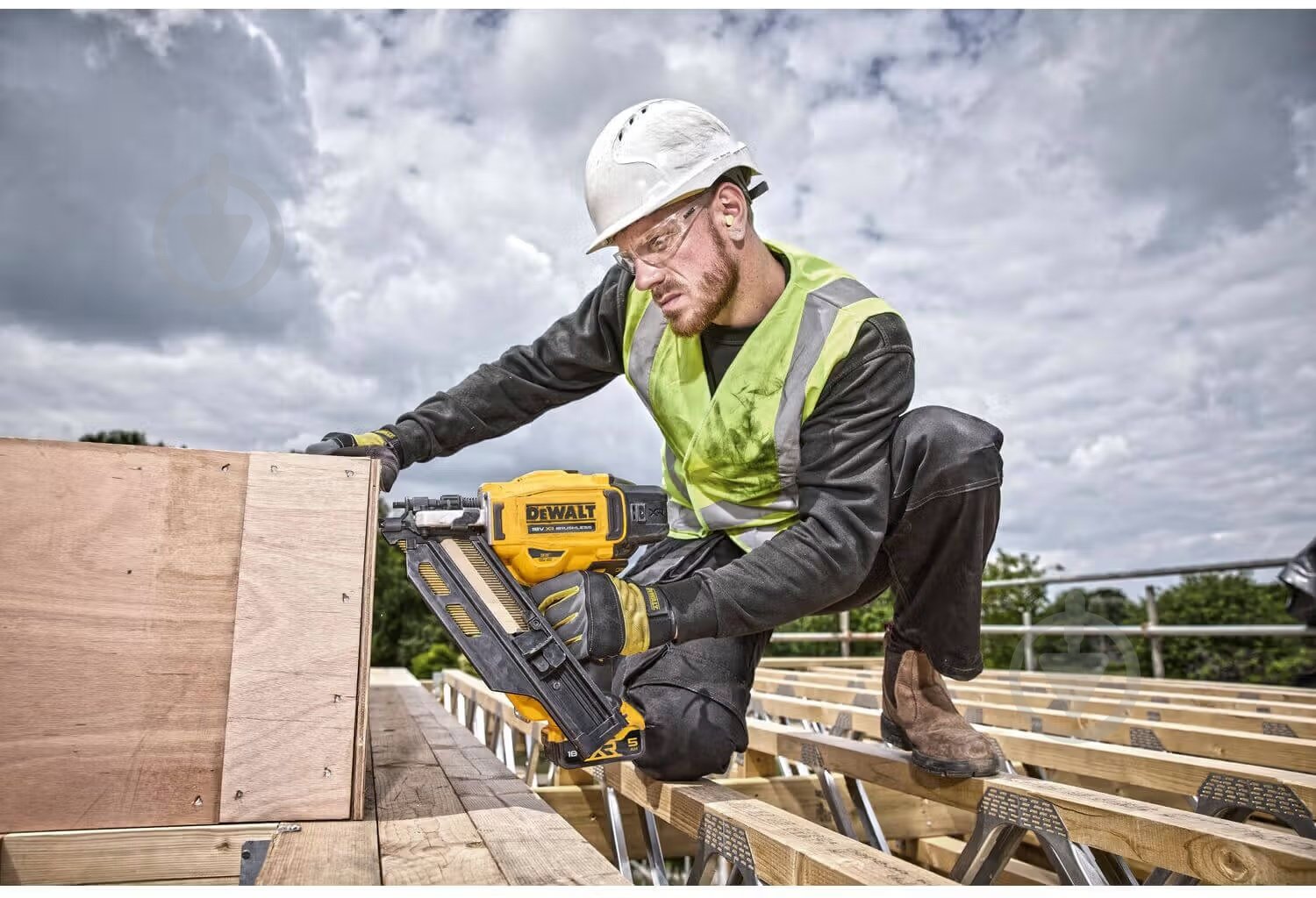 Степлер аккумуляторный DeWalt DCN930N - фото 17