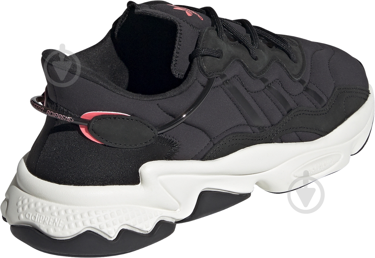 Кросівки чоловічі Adidas OZWEEGO FV9668 р.41 1/3 чорні - фото 4