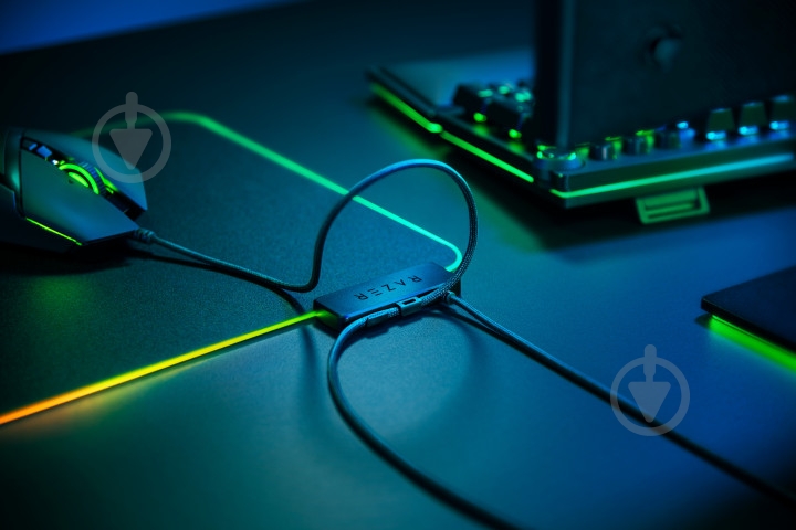 Килимок для миші Razer Firefly V2 (RZ02-03020100-R3M1) - фото 7