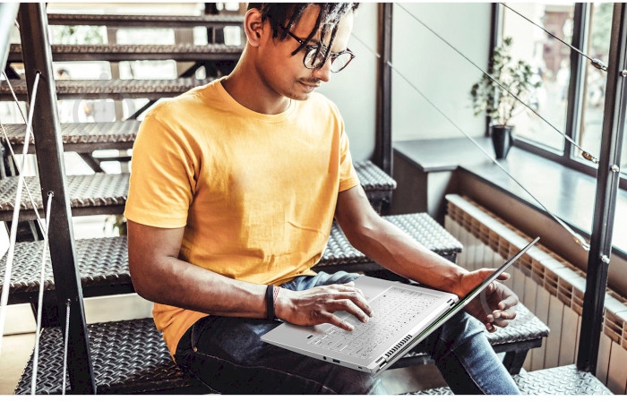 Ноутбук Acer Swift 3 SF314-511-34BZ 14" (NX.ABLEU.00C) silver - фото 9 Ноутбук Acer Swift 3 SF314-511-34BZ 14" (NX.ABLEU.00C) silver - фото 9