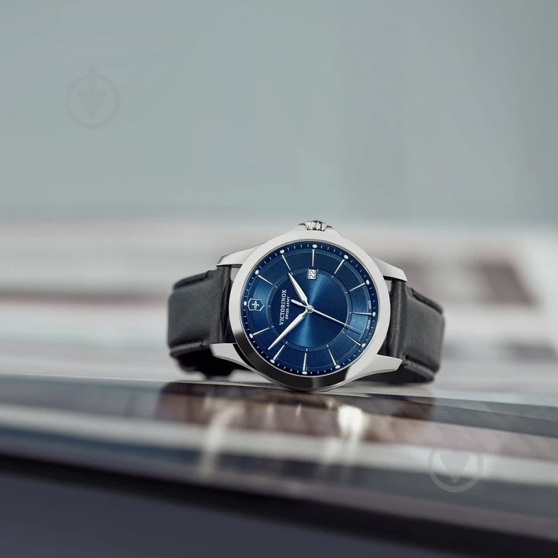Наручные часы Alliance Victorinox silver (V241906) - фото 3