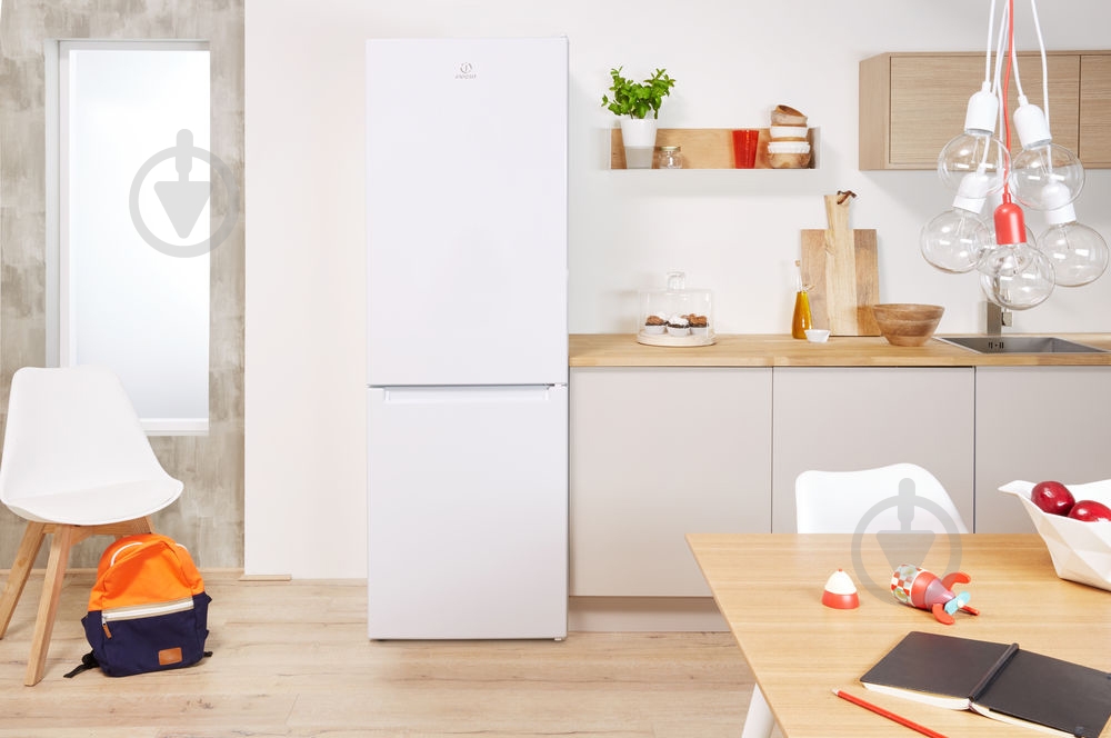 Холодильник Indesit IBS 20 AA (UA) - фото 3 Холодильник Indesit IBS 20 AA (UA) - фото 3