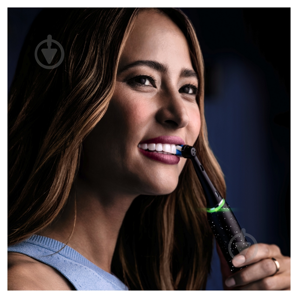 Електрична зубна щітка Oral-B iO Серія 10 Чорна (80369236) - фото 13 Електрична зубна щітка Oral-B iO Серія 10 Чорна (80369236) - фото 13