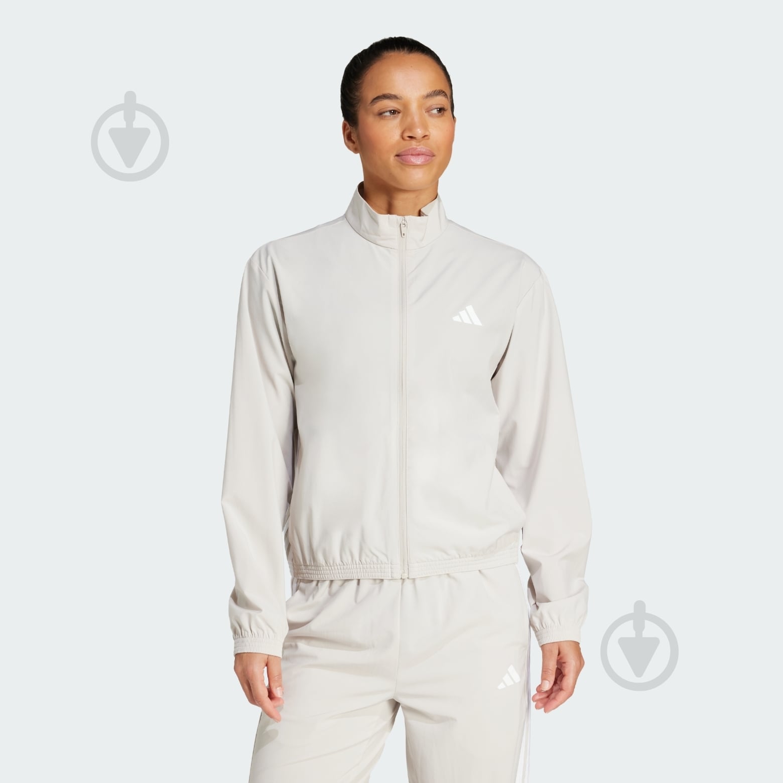 Вітрівка жіноча Adidas WE 3S WOVEN JKT WONALU/WHITE JE6173 р.M бежева - фото 1 Вітрівка жіноча Adidas WE 3S WOVEN JKT WONALU/WHITE JE6173 р.M бежева - фото 1