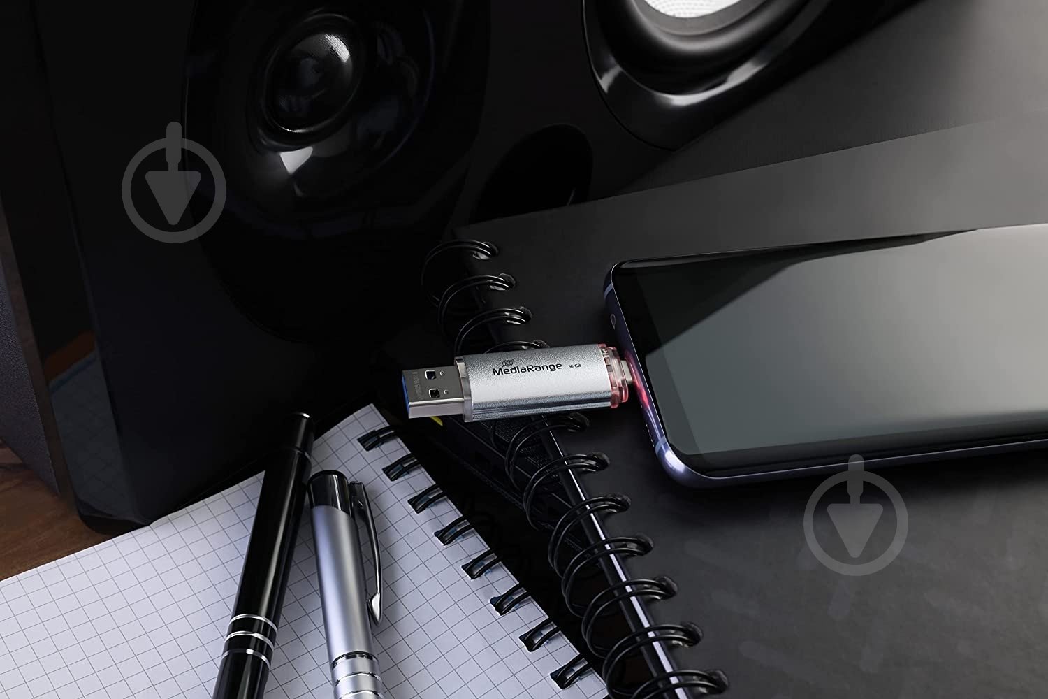 Флеш-память MediaRange Combo flash drive with plug 128 ГБ USB 3.0 USB Type-C silver (MR938) - фото 4