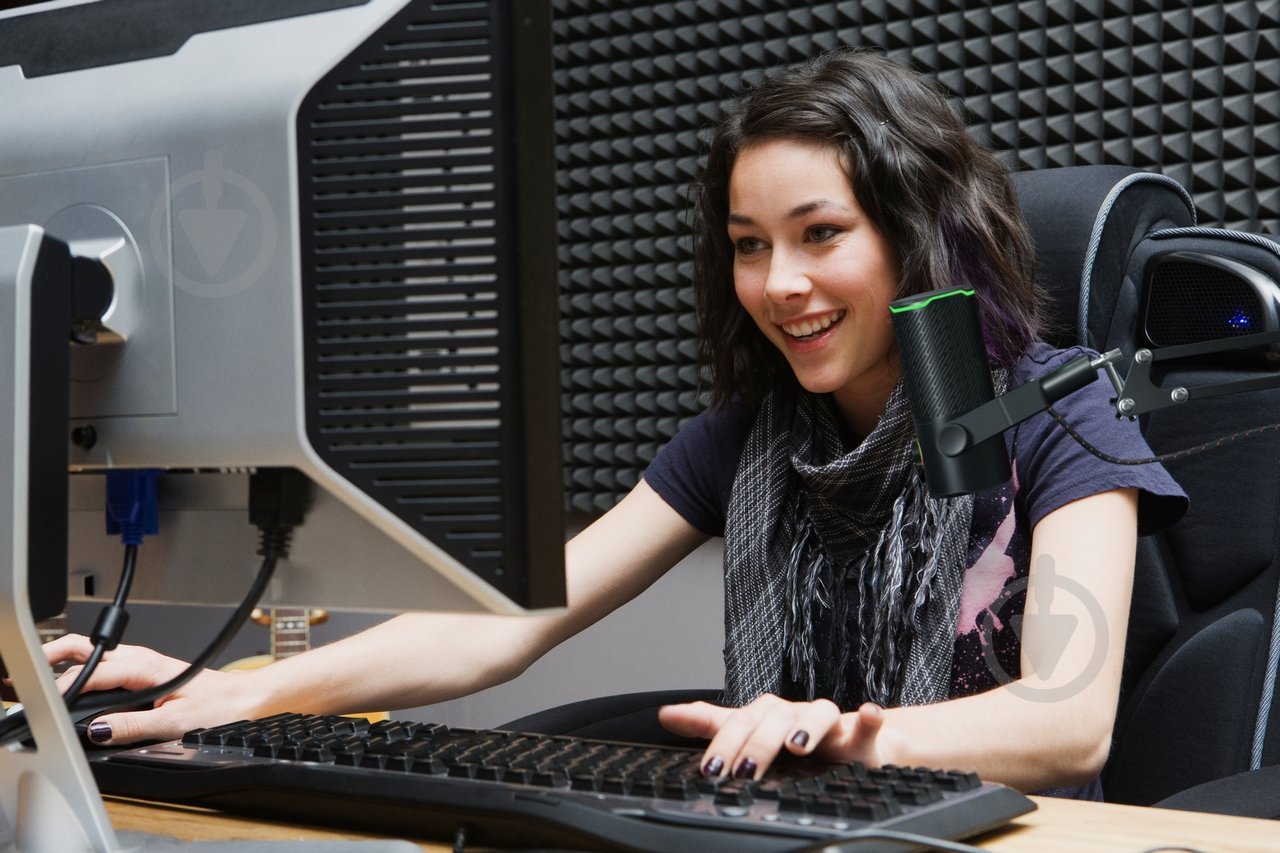 Мікрофон JBL Quantum Stream Studio Chrome (JBLSTRMSTUDIOBLK) - фото 9 Мікрофон JBL Quantum Stream Studio Chrome (JBLSTRMSTUDIOBLK) - фото 9