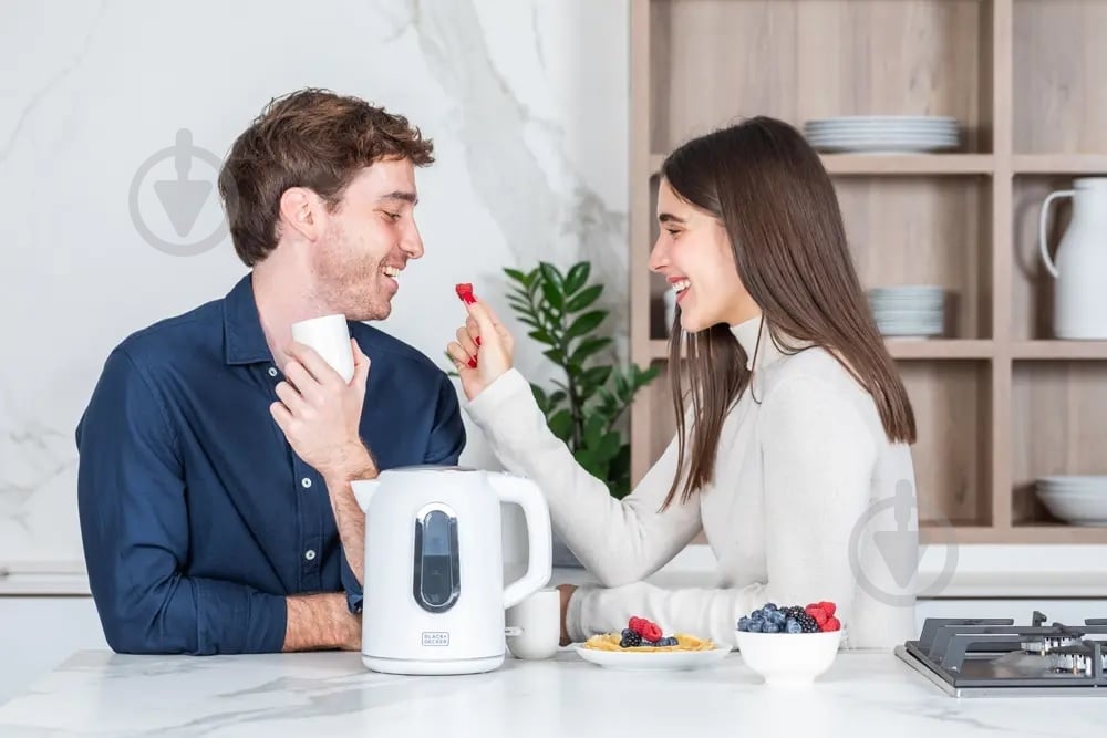 Электрочайник Black+Decker BXKE2204E - фото 13