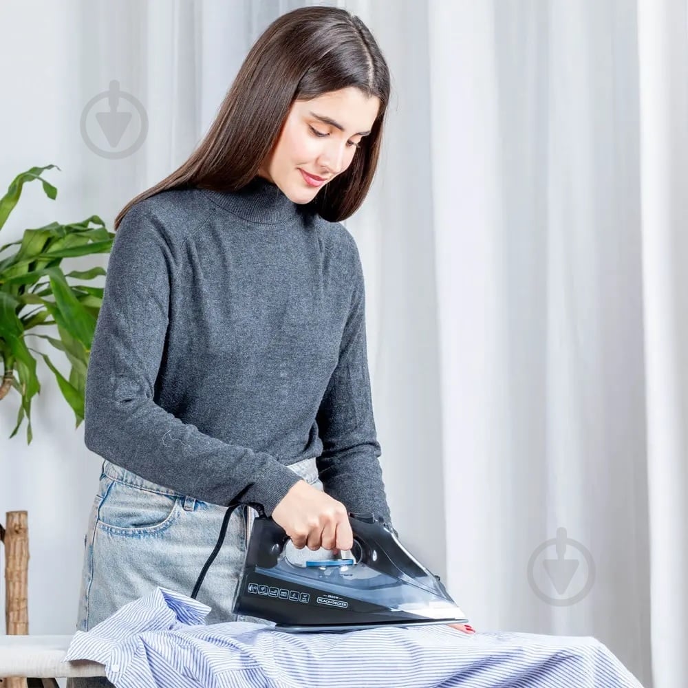 Утюг Black+Decker BXIR2606E - фото 13