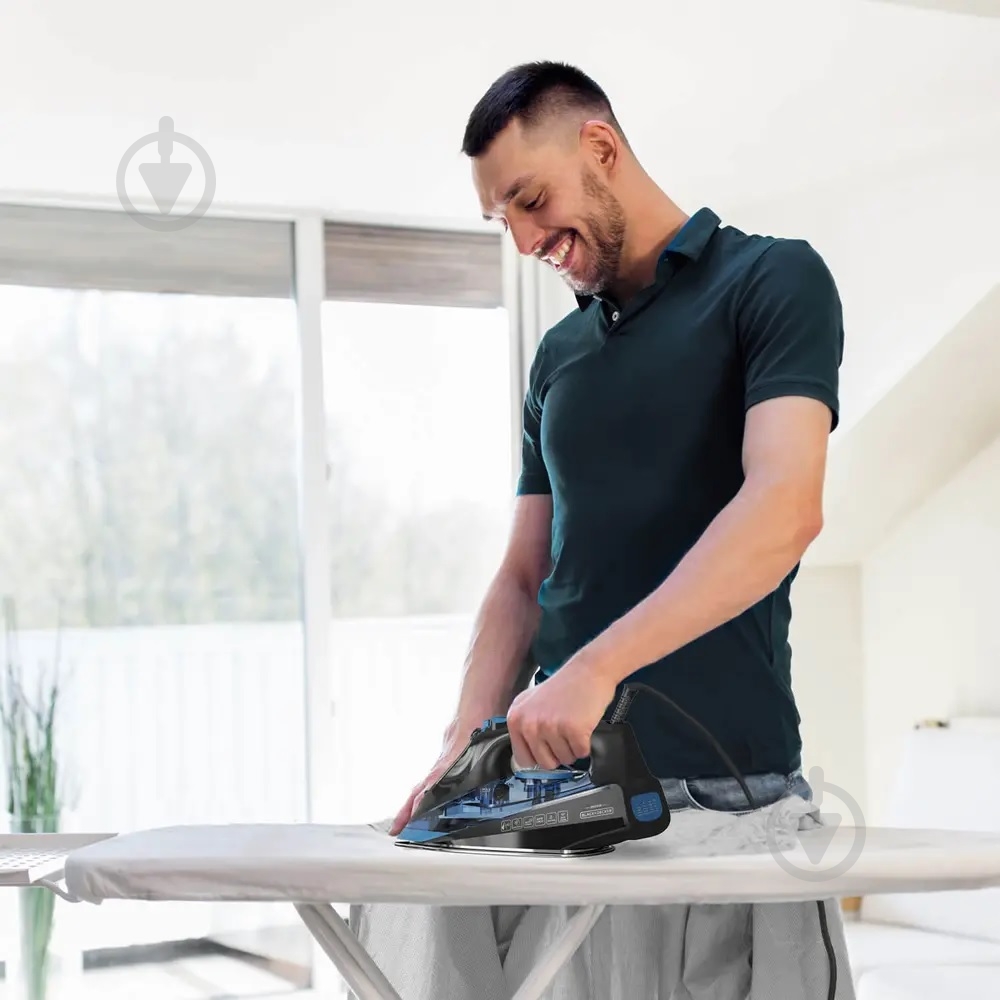 Утюг Black+Decker BXIR2606E - фото 6