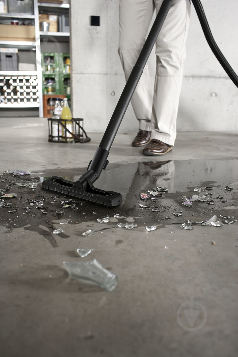 Комплект Karcher міні-мийка K4 Compact + пилосос WD 9.610-818.0 - фото 16