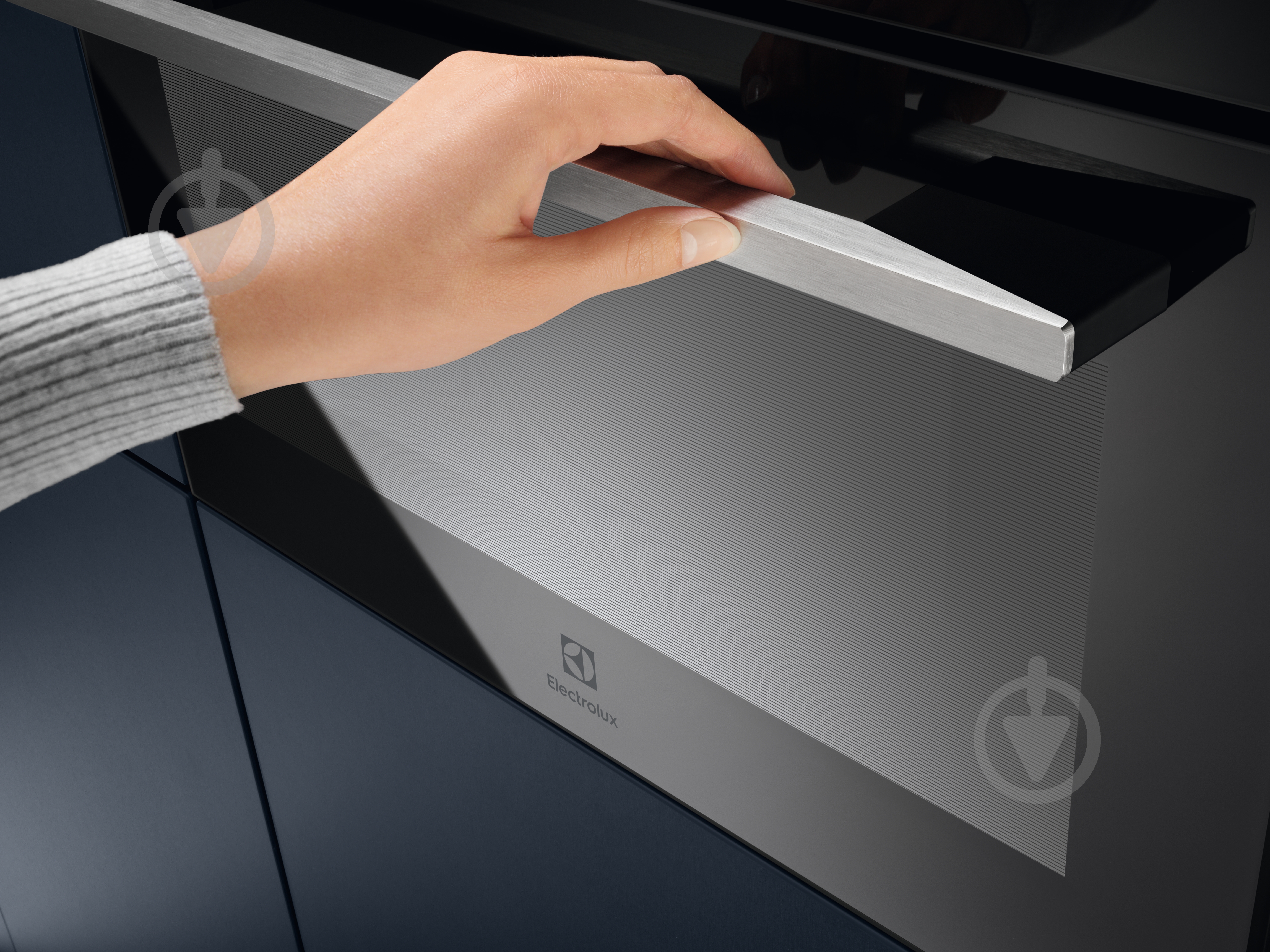 Духовой шкаф Electrolux VKL8E08WX с функцией микроволн - фото 3