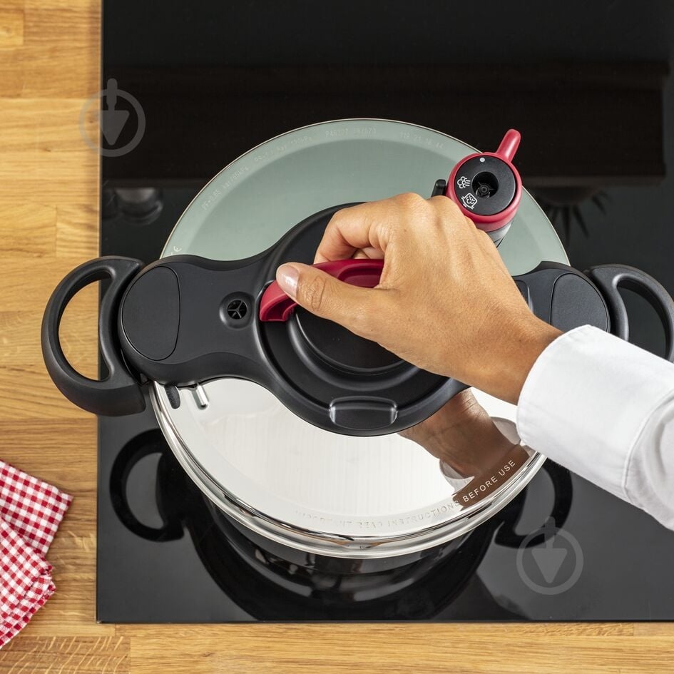 Скороварка Tefal Clipso Minut Easy 6 л P4620768 - фото 11