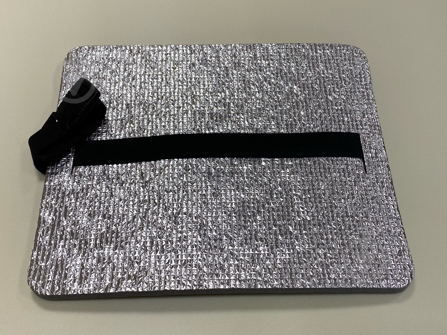 Сиденье Izolon Термо 45x30 см серый с зеленым - фото 2 Сиденье Izolon Термо 45x30 см серый с зеленым - фото 2