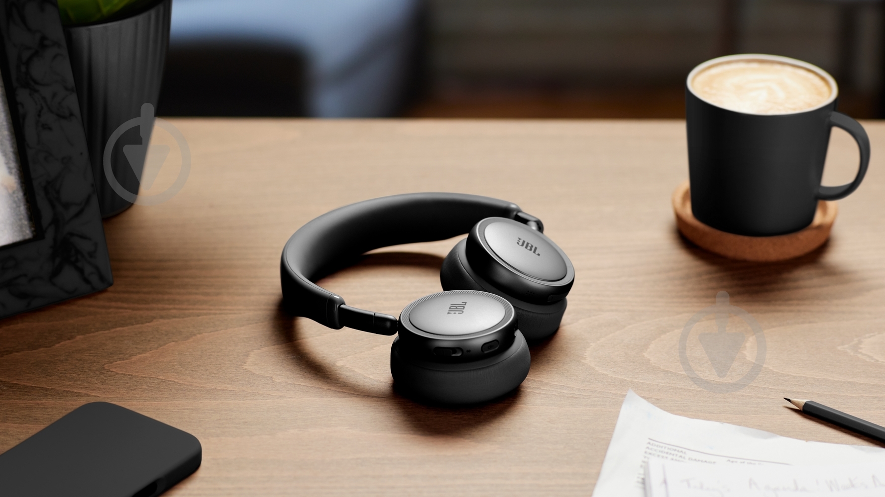 Bluetooth-гарнитура JBL Live 680NC black (JBLLIVE680NCBLK) - фото 11 Bluetooth-гарнитура JBL Live 680NC black (JBLLIVE680NCBLK) - фото 11