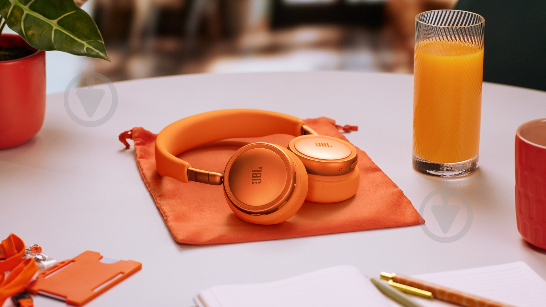 Bluetooth-гарнитура JBL Live 680NC orange (JBLLIVE680NCORG) - фото 9