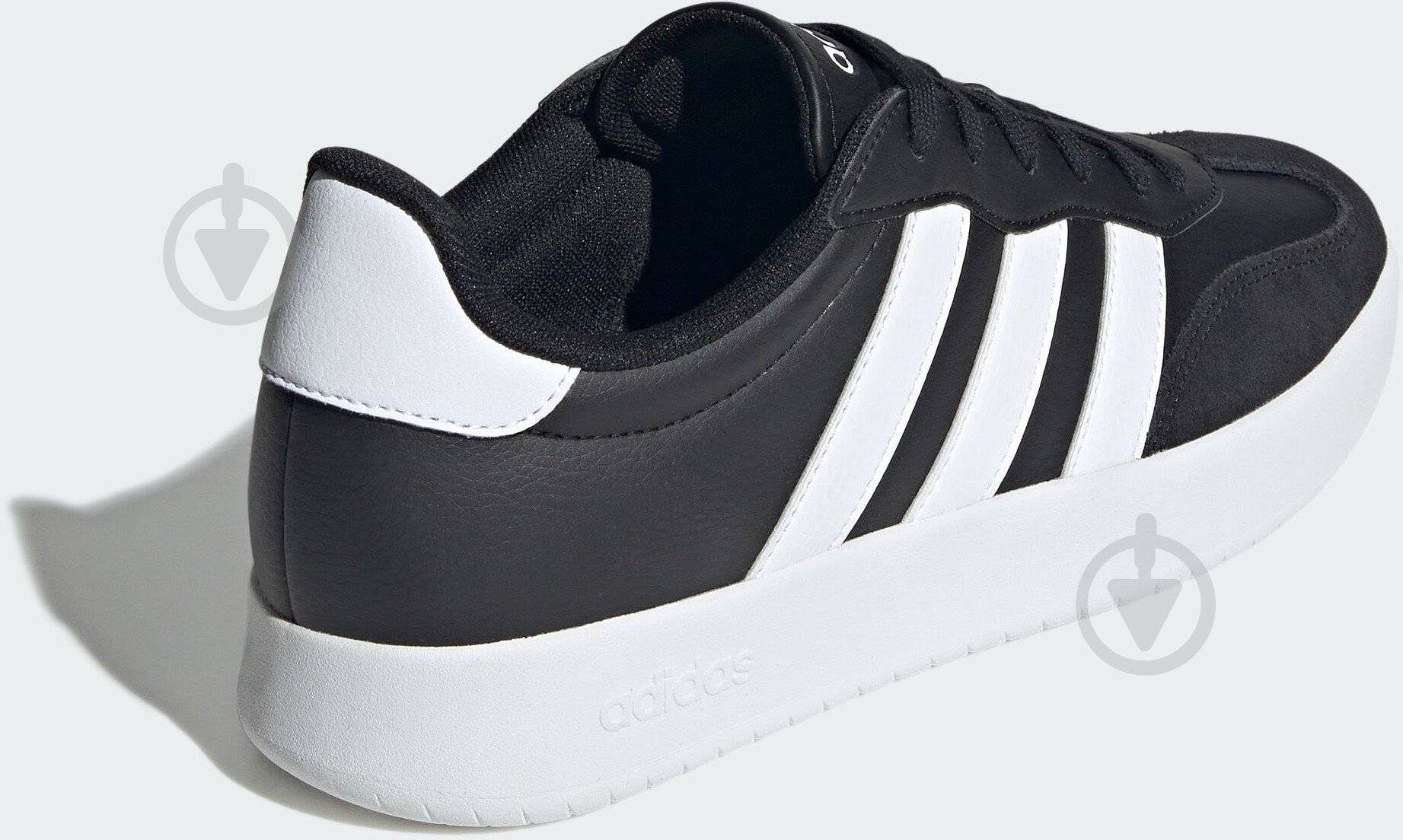 Кросівки чоловічі демісезонні Adidas BARREDA JI2307 р.44 чорні - фото 4