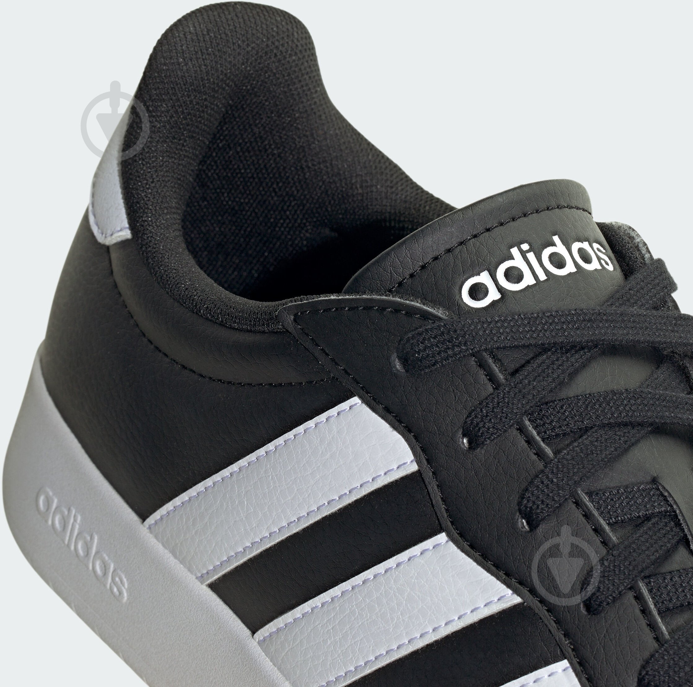 Кросівки чоловічі демісезонні Adidas BARREDA JI2307 р.44 чорні - фото 8