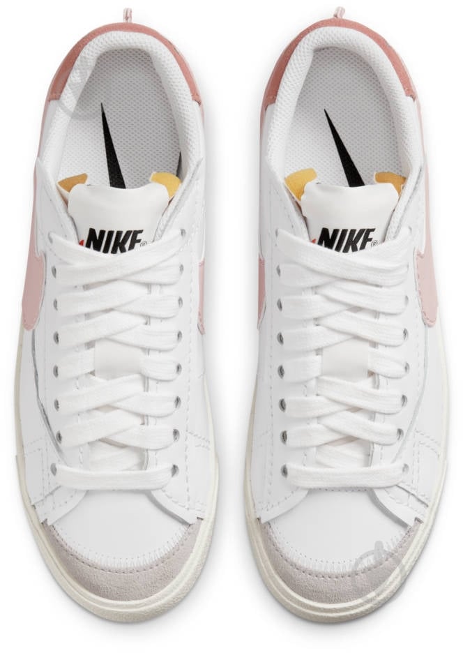 Кроссовки женские демисезонные Nike BLAZER LOW '77 JUMBO DQ1470-102 р.38 белые - фото 6