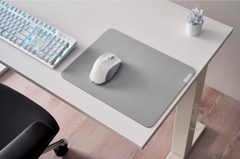 Миша Razer Pro Click White/Gray (RZ01-02990100-R3M1) - фото 4