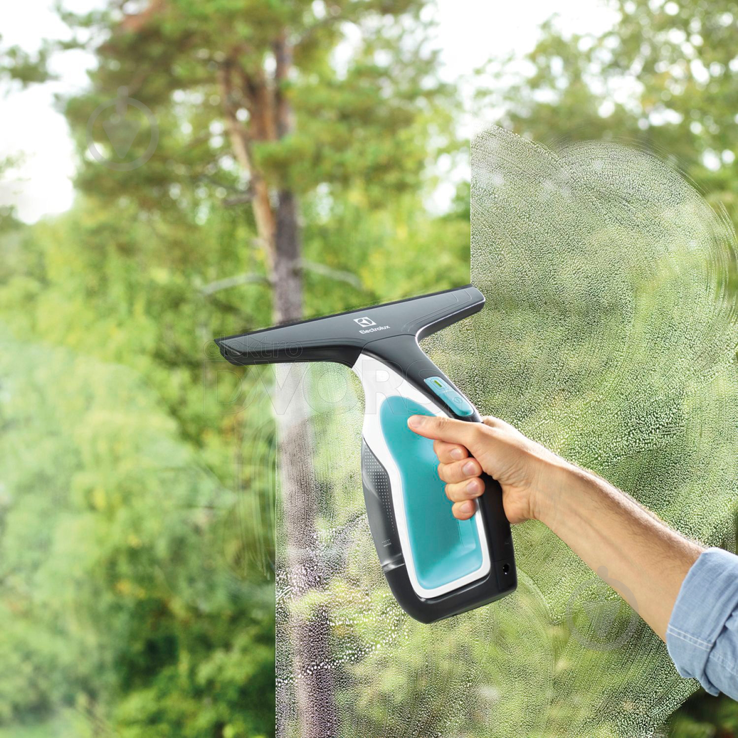 Пылесос оконный Electrolux WS71-4AS - фото 6