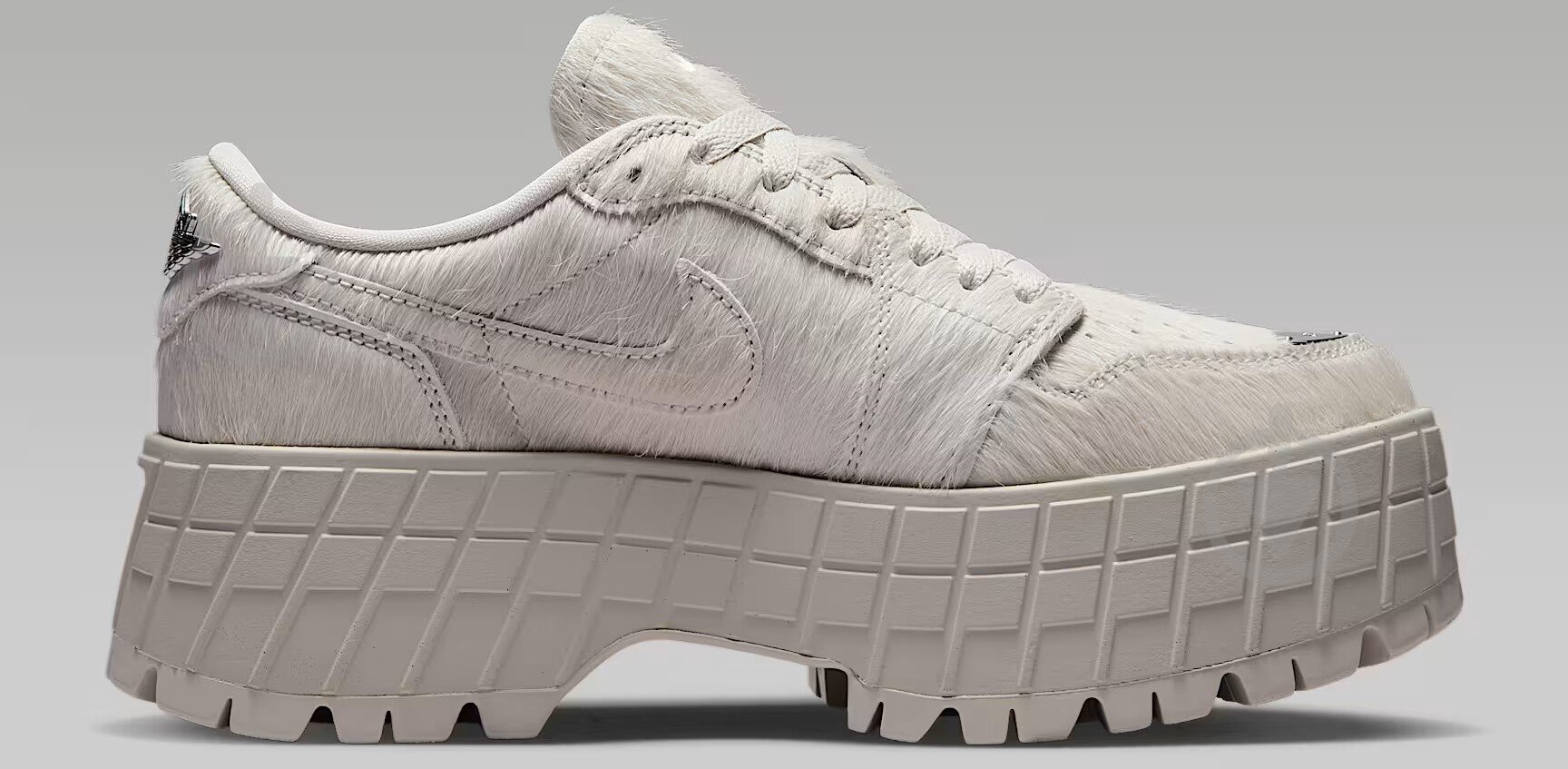 Кроссовки женские демисезонные Jordan W AIR 1 BROOKLYN LOW IB7210-001 р.40,5 светло-серые - фото 2