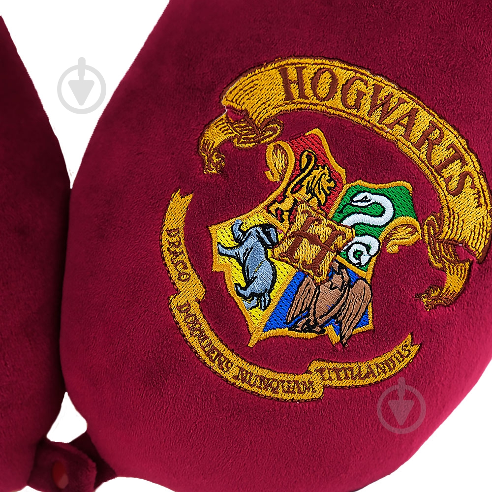 Подушка-підголівник WP Merchandise Harry Potter Collection лого Гоґвардс червоний FHPPILLOW24BKHP01 - фото 2