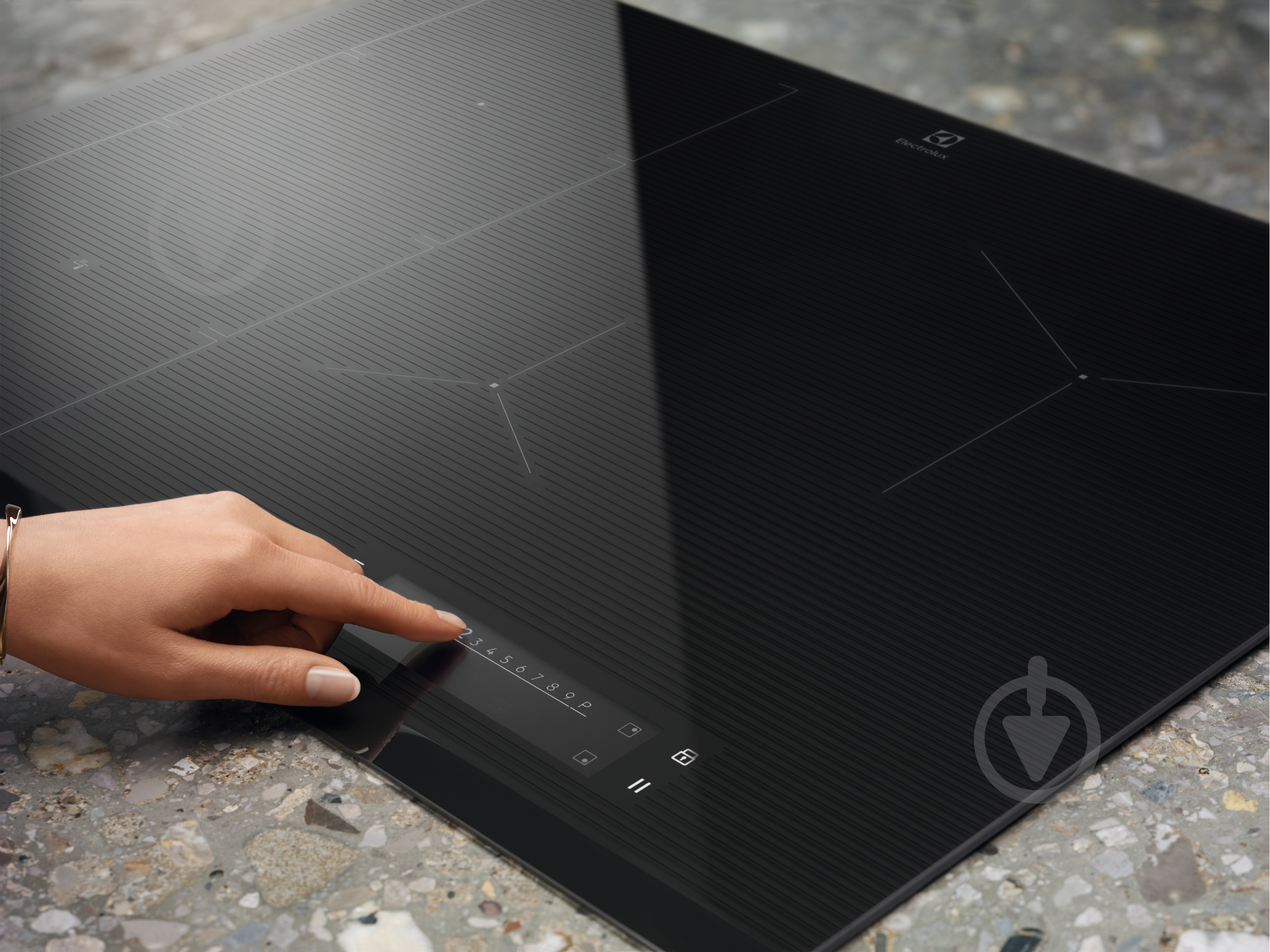 Варочная поверхность индукционная EIS6448 - фото 3