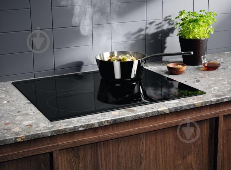 Варочная поверхность индукционная Electrolux CIR60433 - фото 13 Варочная поверхность индукционная Electrolux CIR60433 - фото 13