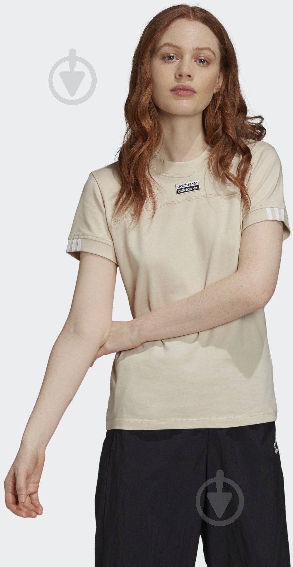 Футболка Adidas TEE GD3807 р.S бежевый - фото 1