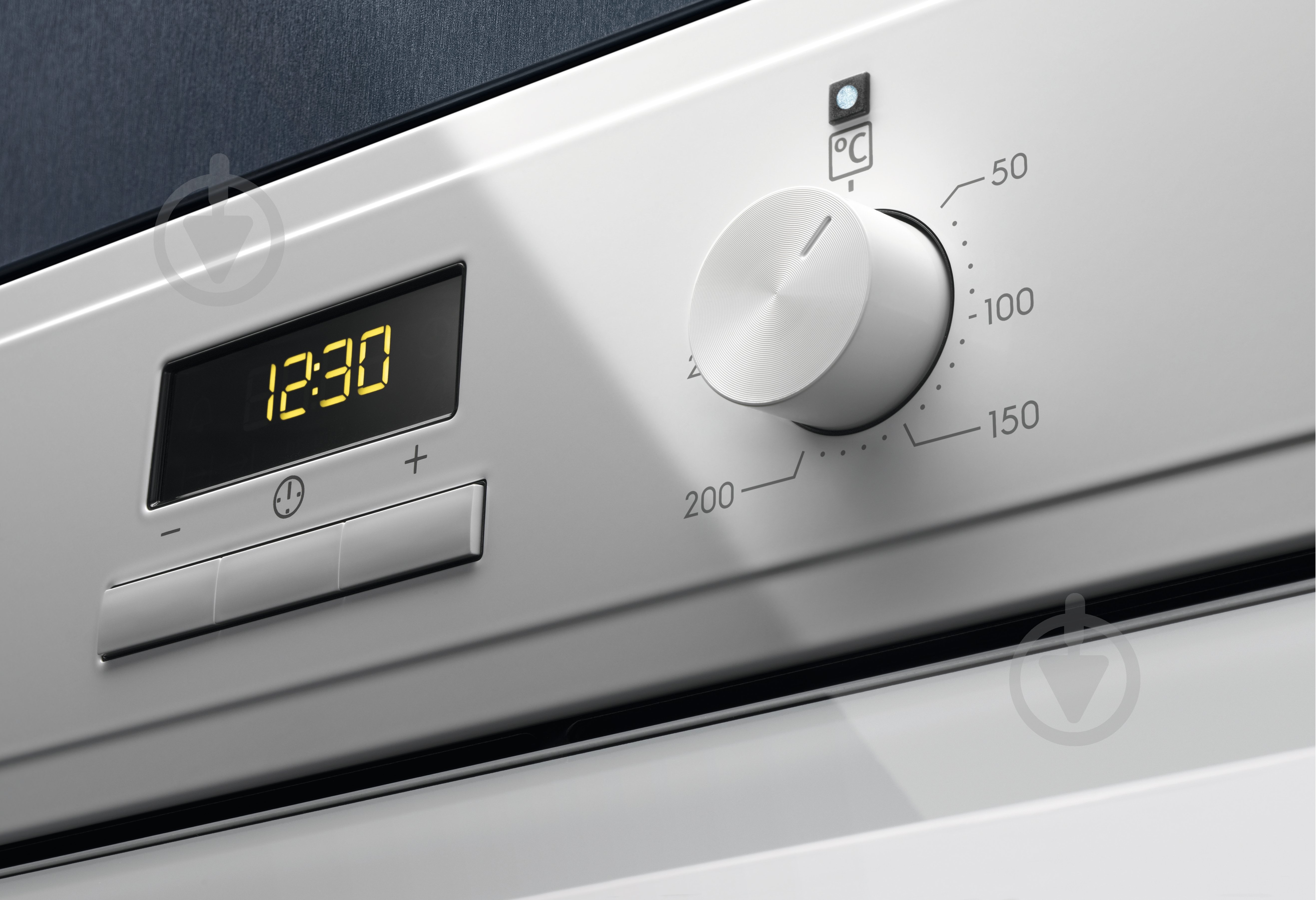 Духова шафа Electrolux EOF3H40BW - фото 3