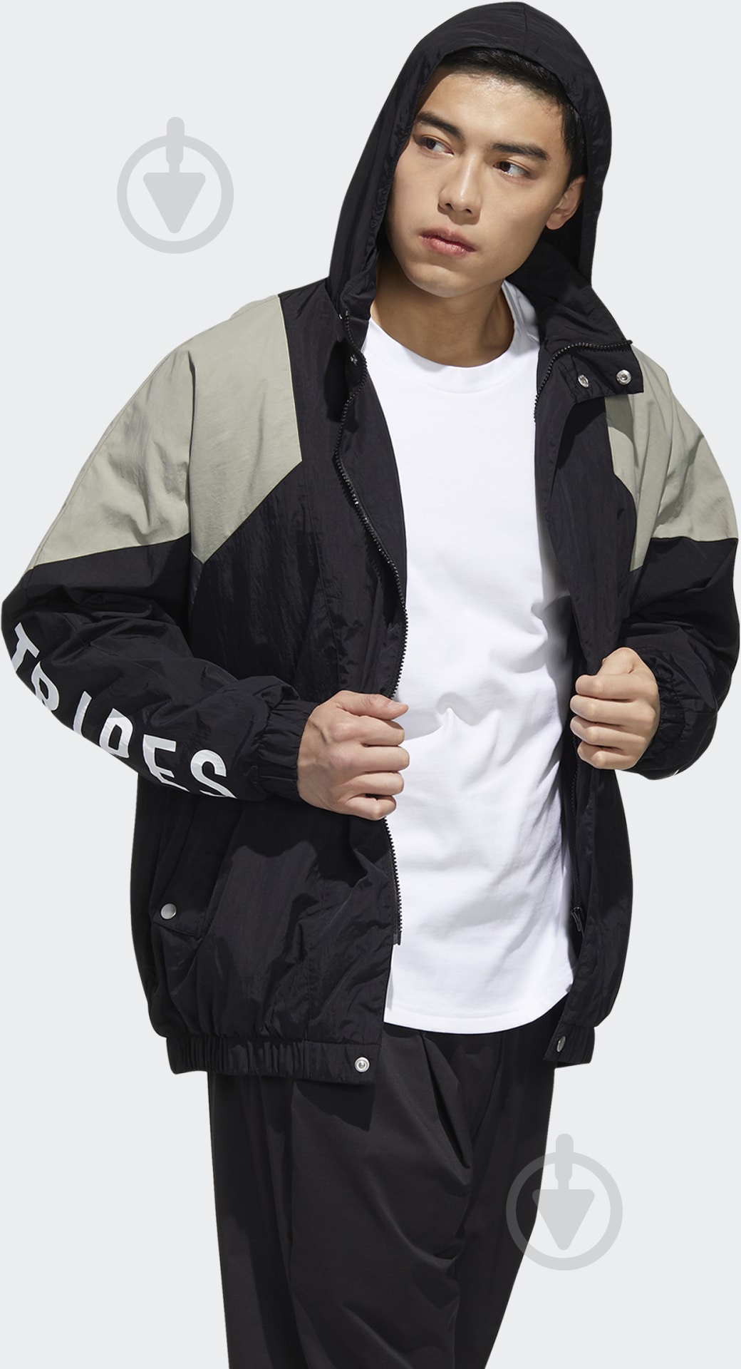 Куртка Adidas GE0386 р.S черная - фото 4