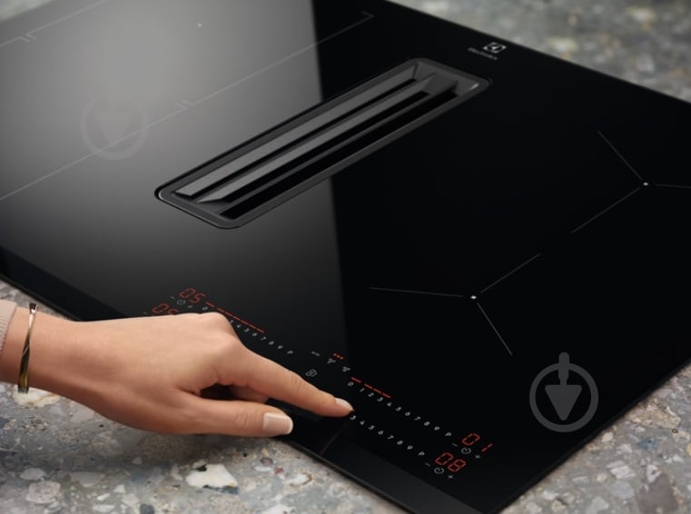 Варочная поверхность индукционная Electrolux KCC83443 - фото 3 Варочная поверхность индукционная Electrolux KCC83443 - фото 3