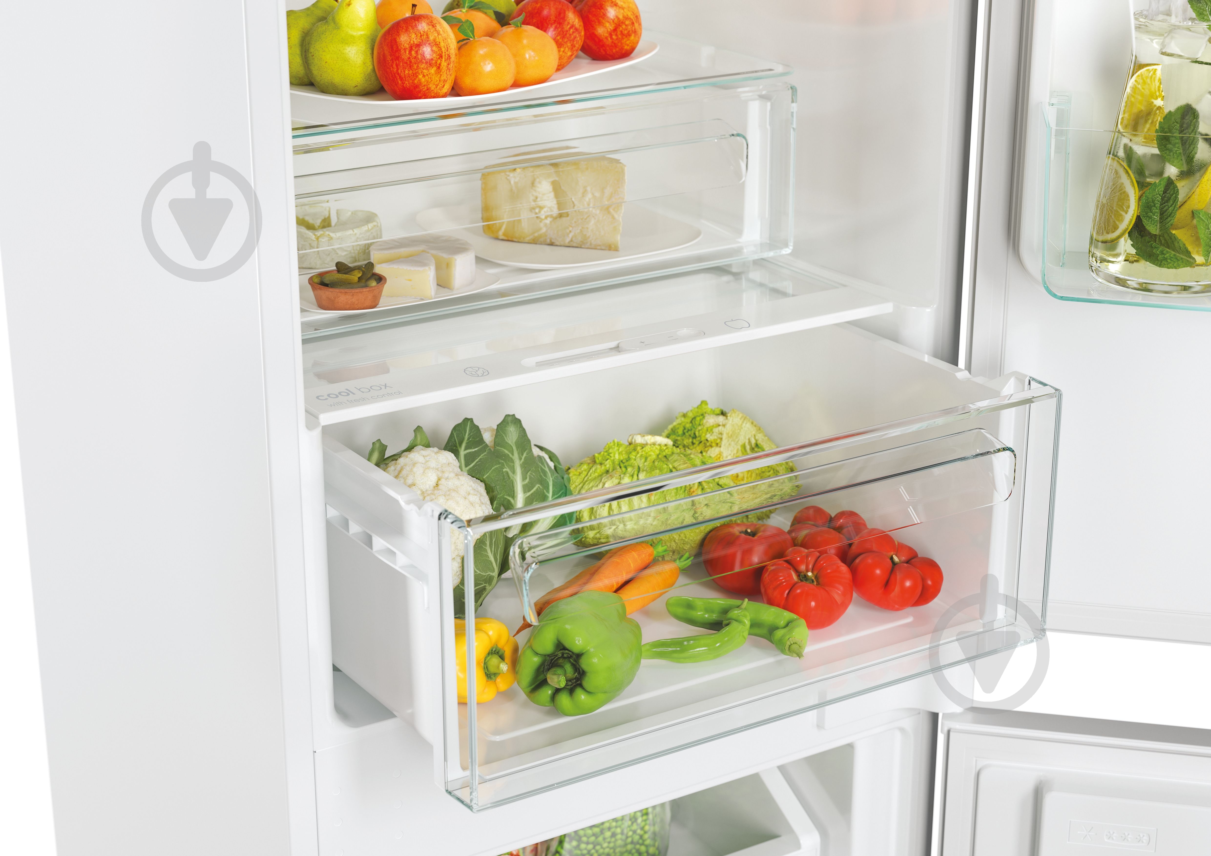 Встраиваемый холодильник Candy CCUBT 5519 EW - фото 7