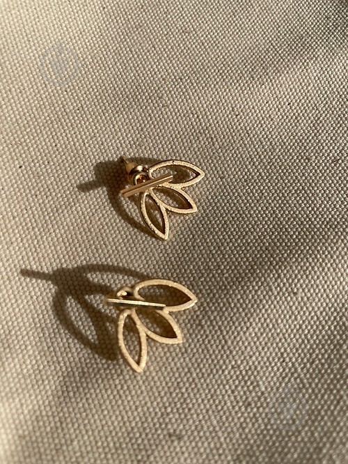 Серьги-пусеты MISO accessory листочек - фото 1