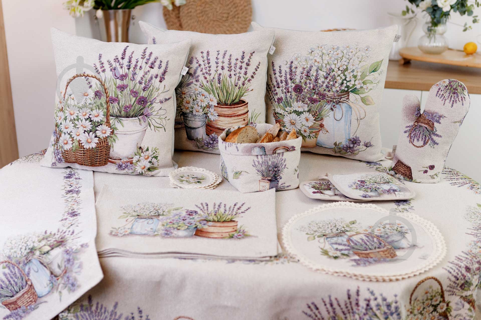 Подушка декоративная Ромашки в корзине Provence 45x45 см молочный Прованс - фото 8 Подушка декоративная Ромашки в корзине Provence 45x45 см молочный Прованс - фото 8