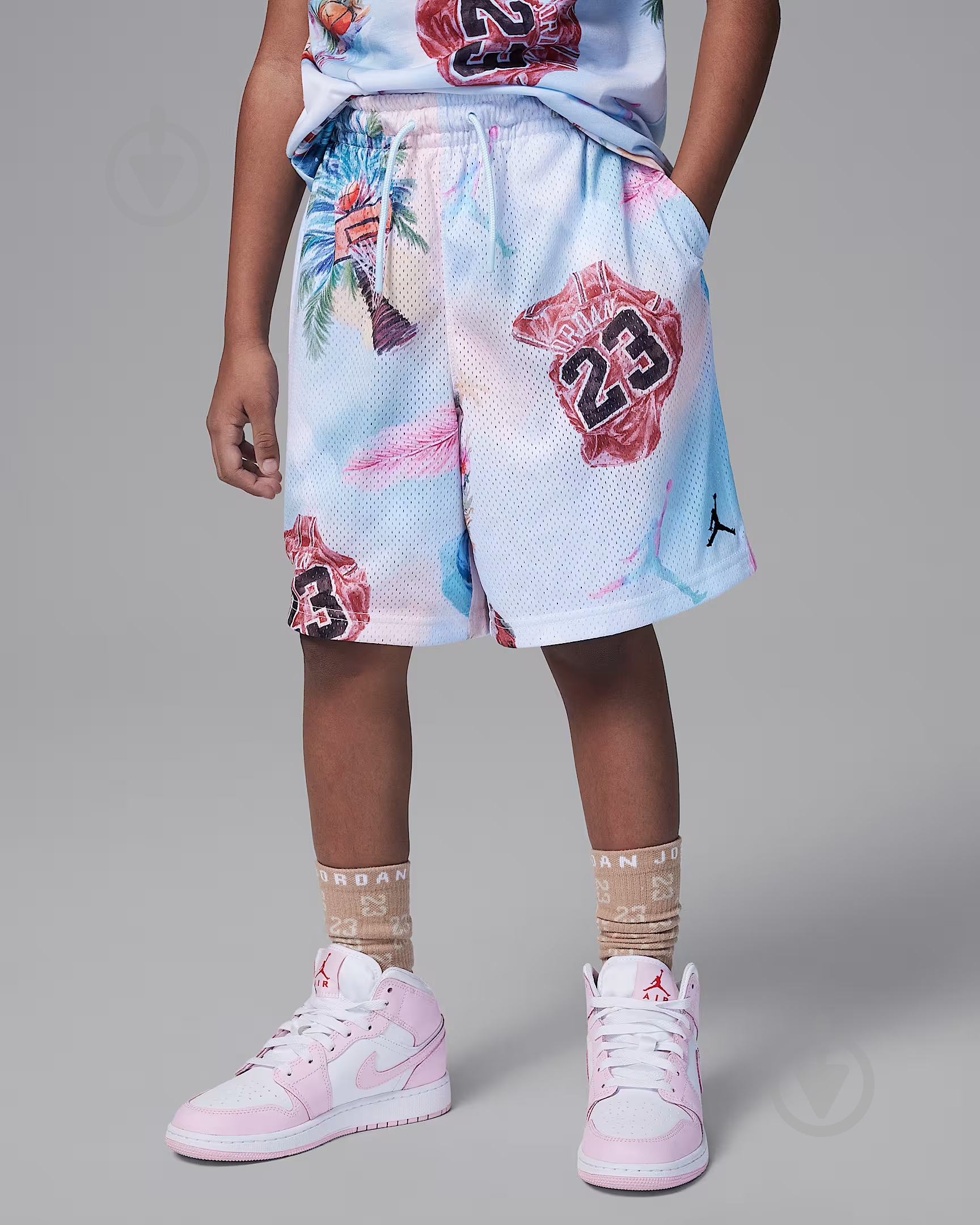 Шорты Jordan JDB MJ ESS SMR PK AOP MESH SHORT 95F050-001 р. 10-12YRS разноцветный - фото 1 Шорты Jordan JDB MJ ESS SMR PK AOP MESH SHORT 95F050-001 р. 10-12YRS разноцветный - фото 1