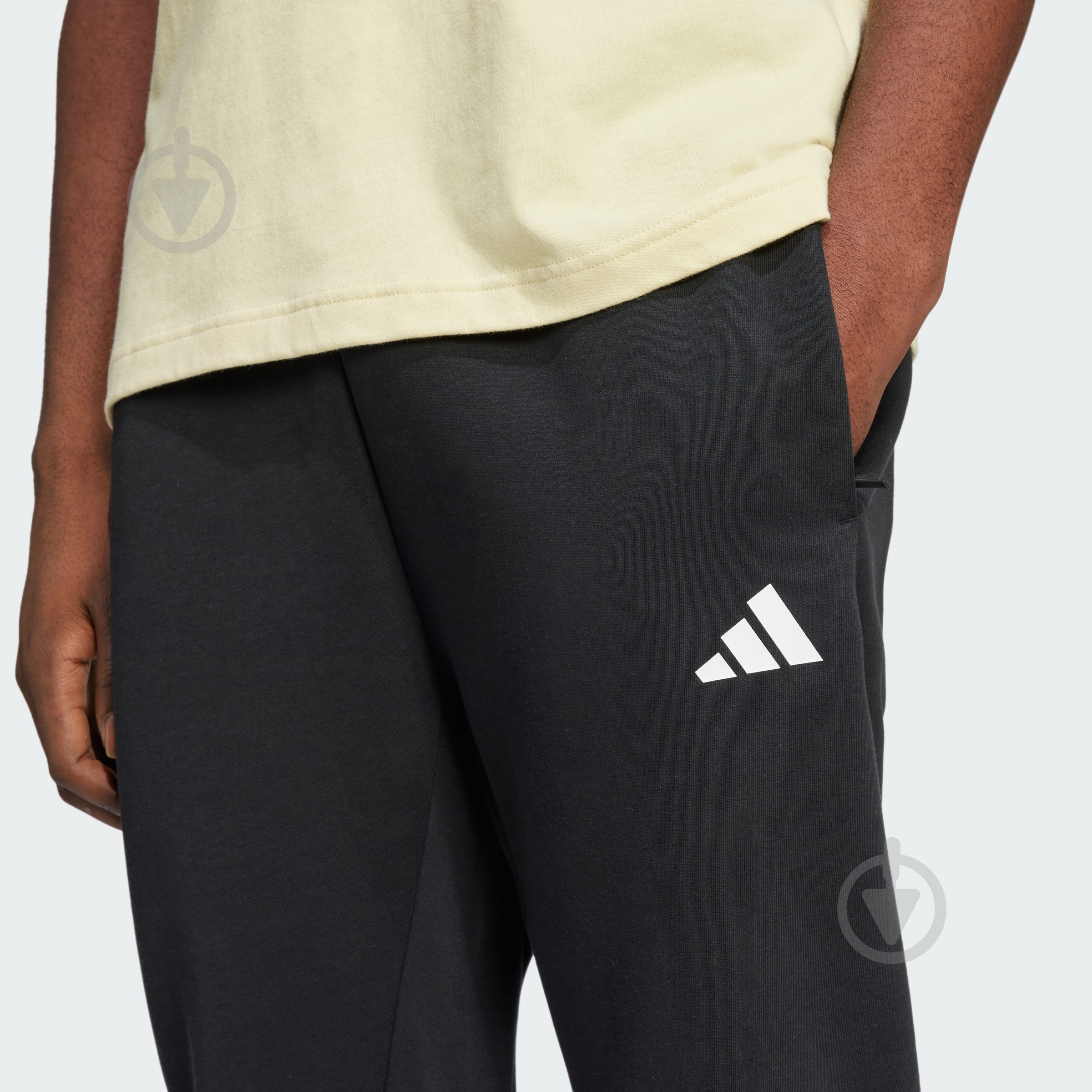 Штани Adidas M FI 3S PT JD4863 р. M чорний - фото 3 Штани Adidas M FI 3S PT JD4863 р. M чорний - фото 3