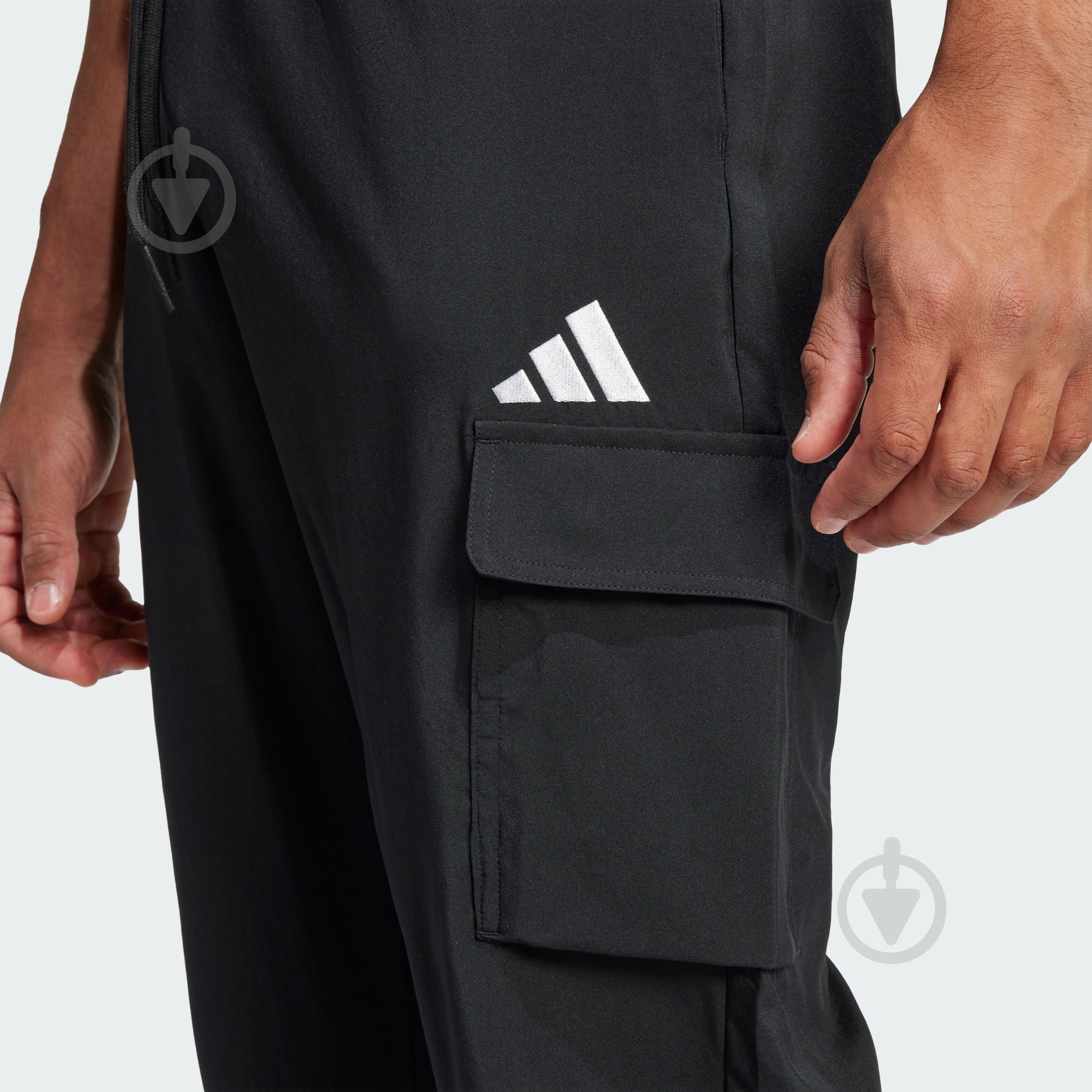 Штани Adidas M SL CARGO PT JF3538 р. M чорний - фото 4 Штани Adidas M SL CARGO PT JF3538 р. M чорний - фото 4