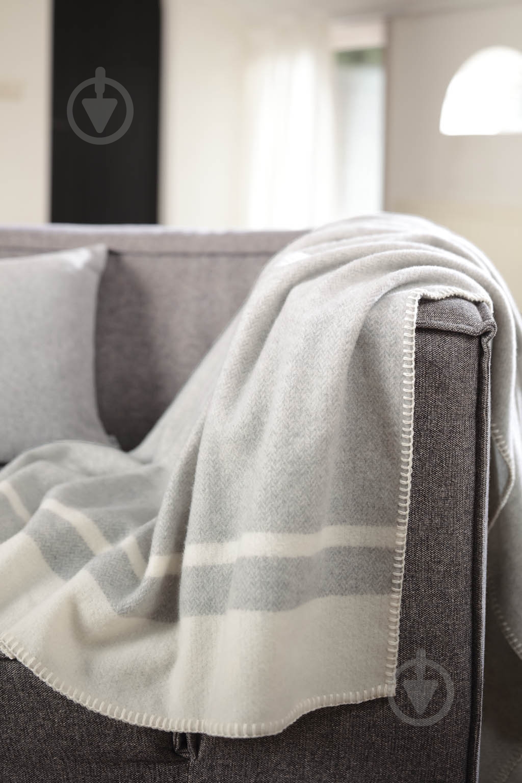 Плед Stripe nature 150x200 см светло-серый Biederlack - фото 3 Плед Stripe nature 150x200 см светло-серый Biederlack - фото 3