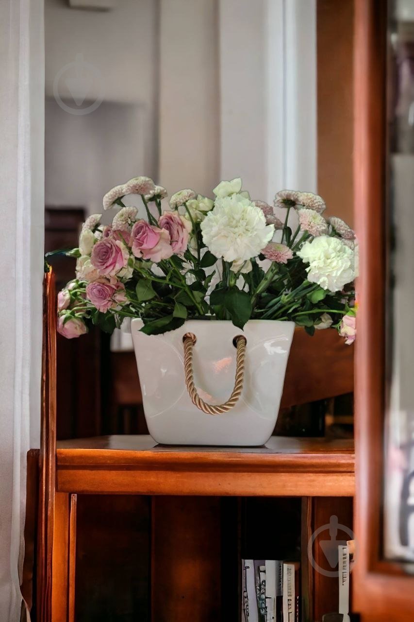 Ваза керамическая Kerama tato Сумка 16,5 см белая - фото 5