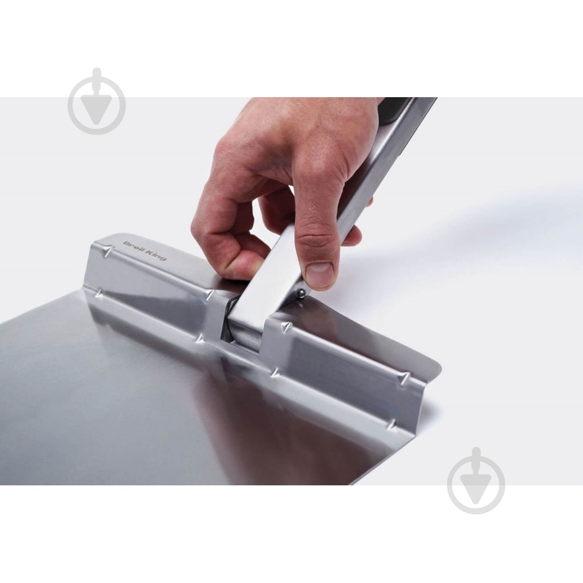 Поверхня для піци Broil King з ручкою, сталева - фото 2 Поверхня для піци Broil King з ручкою, сталева - фото 2